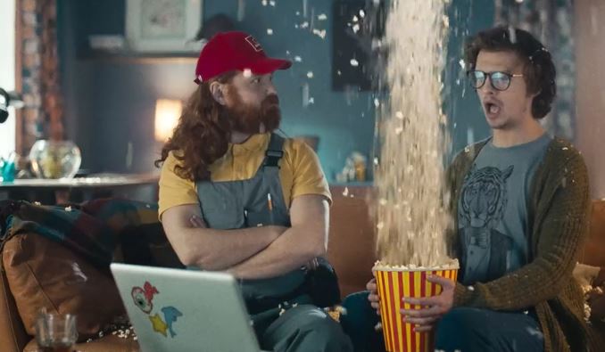 Ролики в духе «молодёжных комедий»