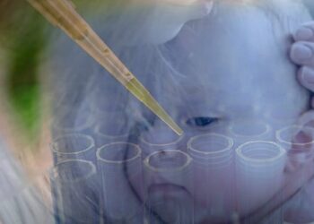 Телеканалы играют словами?