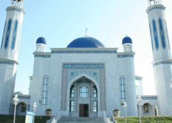 Реклама на мечети вызвала споры