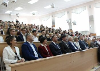 Студентов ознакомили с типичными нарушениями рекламного законодательства