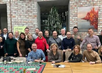 Предновогодняя встреча: приятное с полезным