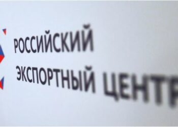 Российская реклама «поехала» по ханойским улицам