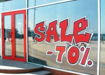 Эксперты не поддерживают законопроект о запрете латиницы в рекламе