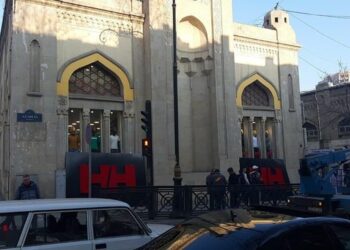 Жемчужину архитектуры очистили от рекламы