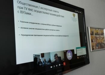 Общественные советы призывают теснее взаимодействовать с высшей школой