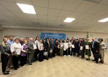 «Общественники» заседают и получают благодарность