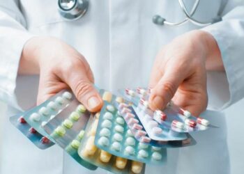 Реклама должна содержать обязательное предупреждение о наличии противопоказаний и необходимости консультации специалиста