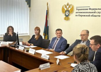 Членам общественных советов рассказали об особенностях рекламы в интернете