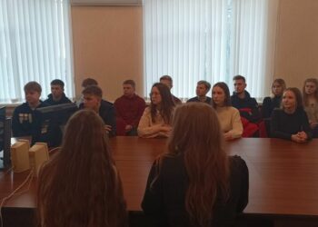 Студентам рассказали об основных нарушениях законодательства о рекламе