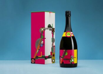 Конструкция цвета Михаила Молочникова в новом дизайне «Арт-коллекции Абрау»