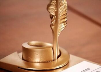 Лучших журналистов определят в восьми номинациях