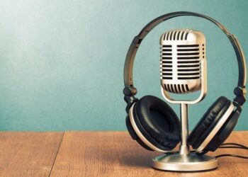 Белорусские радиостанции приготовили подарки