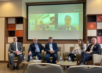 На собрании обсудили меры поддержки операторов «наружки» и законодательные инициативы