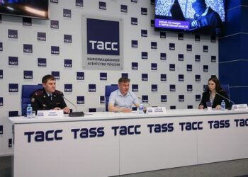 Прессу познакомили с работой по пресечению нарушений рекламного законодательства