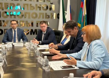 «Общественникам» рассказали о полномочиях антимонопольного органа в сфере регулирования рынка наружной рекламы