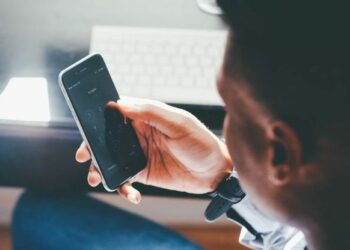 Министр уверен: массовые обзвоны попадут под запрет