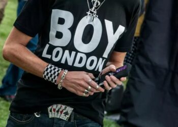 В Беларуси признали экстремистским изображение логотипа британского бренда одежды