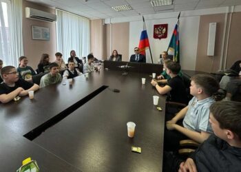 Антимонопольщики помогают школьникам в выборе будущей профессии
