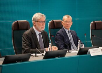 «Общественники» обсудили вопросы тарифного регулирования в сферах ЖКХ и электроэнергетики