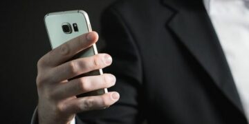 Антимонопольщики напоминают: рассылать рекламу можно только с предварительного согласия абонента