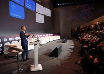 Russ внедряет 10-секундные ролики во все форматы наружной рекламы