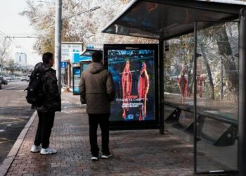 Эксперимент с цифровыми форматами наружной рекламы продолжается