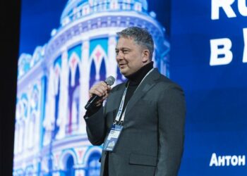 Russ расширила сеть рекламных конструкций в Екатеринбурге