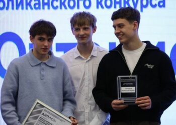 Молодёжь поблагодарили за «новый взгляд и творческие идеи»