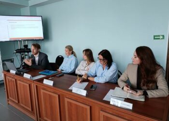 «Общественники» обсудили тарифное регулирование и антимонопольный комплаенс