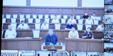 В целях защиты прав потребителей в кредитно-финансовой сфере